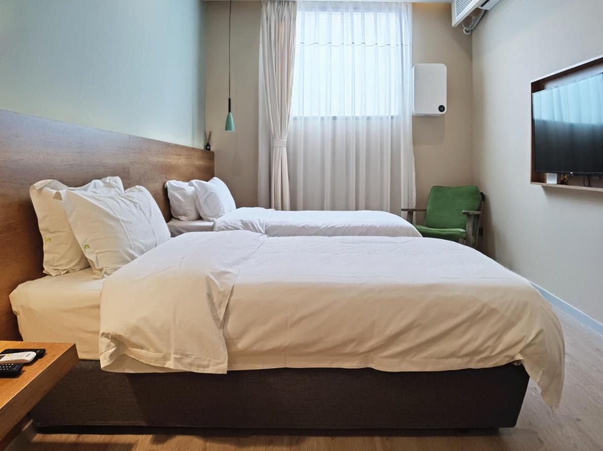 C3 Hotels Янчжоу Екстериор снимка